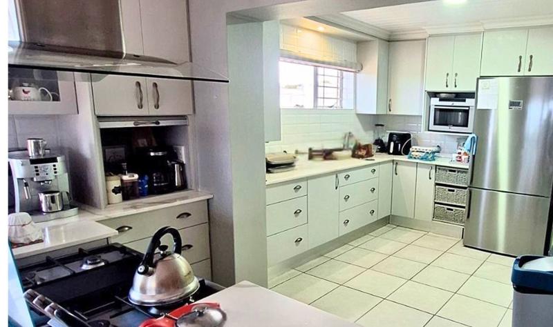 5 Bedroom Property for Sale in Dana Bay Western Cape